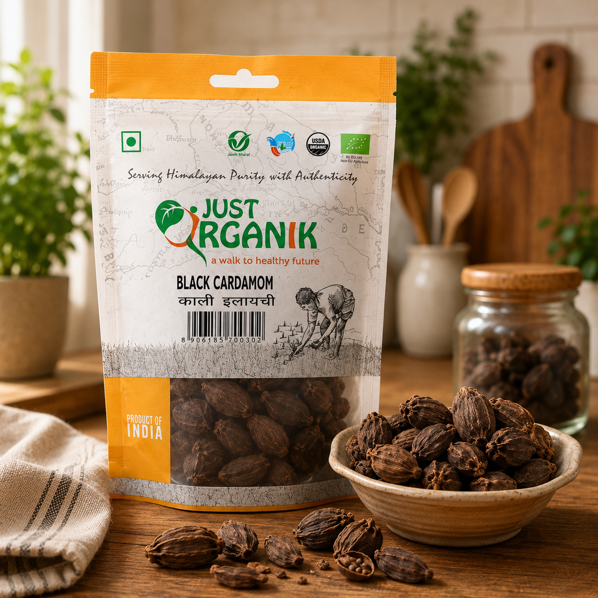 Black cardamom (badi elaichi)
